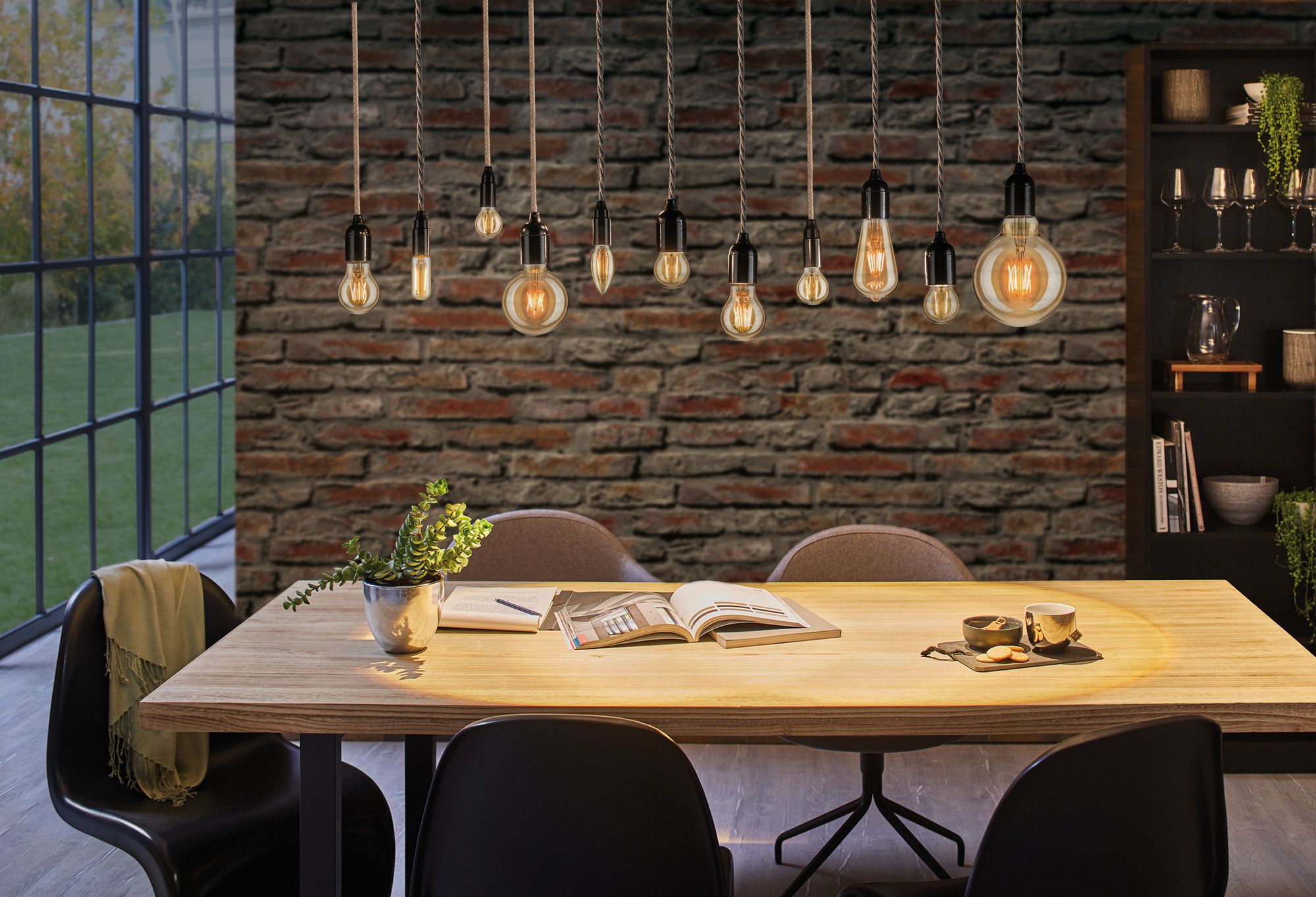 Led Amber Globe 125 Žárovka E27 4W 1800K- jantar