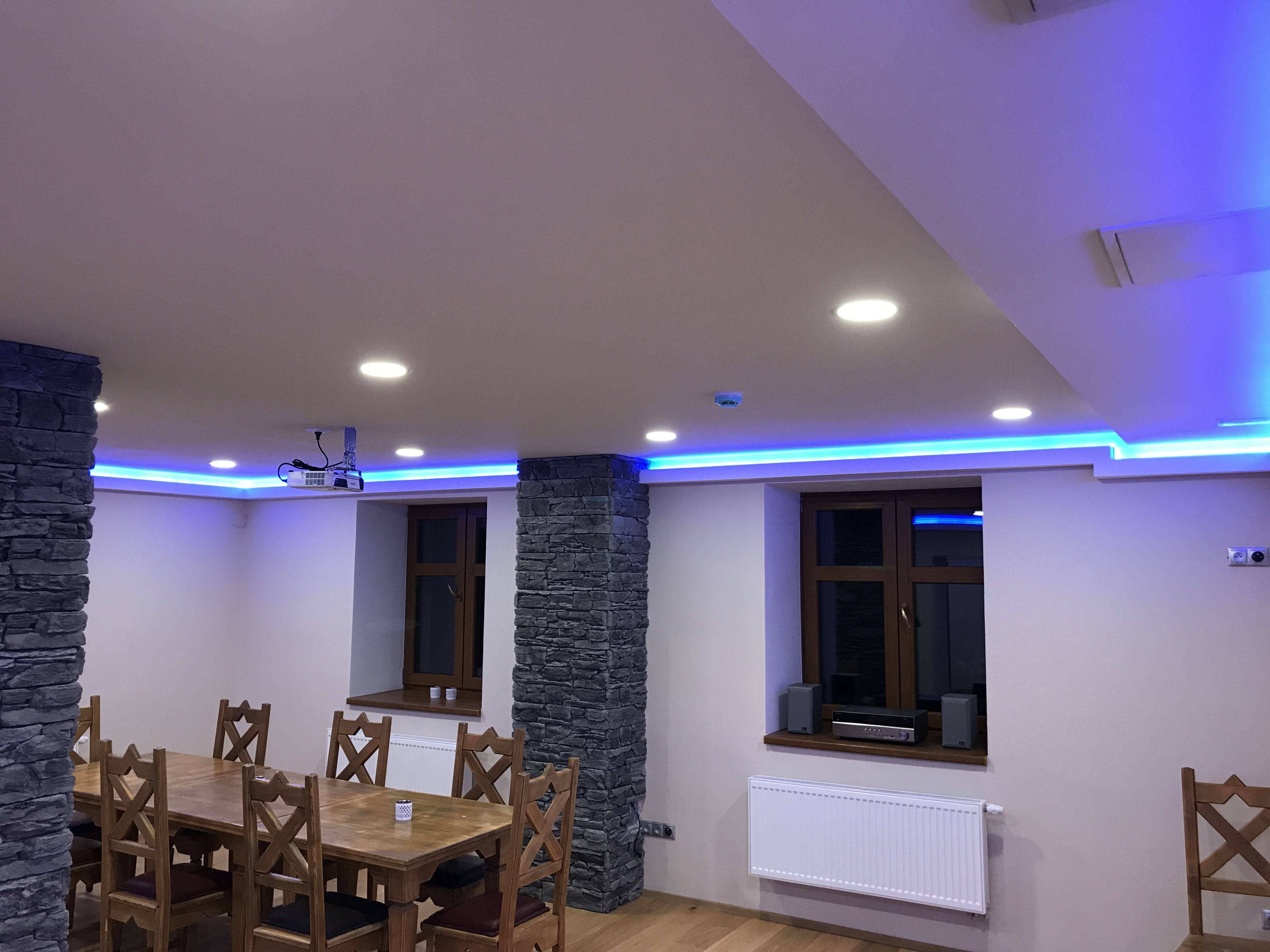 LED profil plochý RAW 30x2 mm