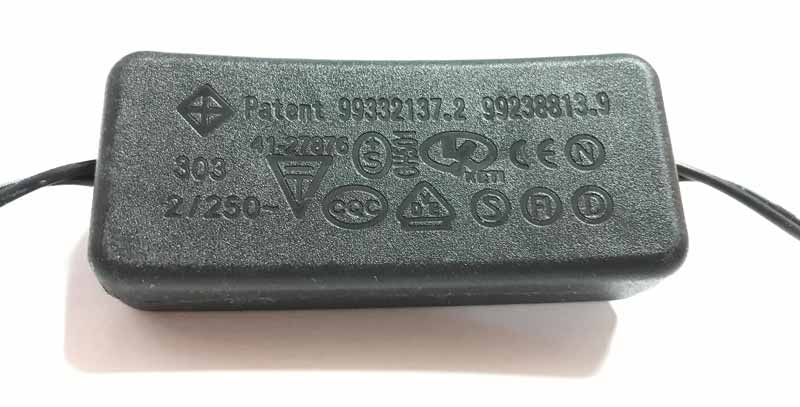 Vypínač s konektory 5.5mm černý